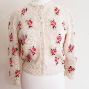 1950s Handknit Cardigan Pink Red Flowers / 50s Wool Sweater