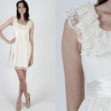 Short Ivory Short Wedding Dress / Vintage 70s Off White Floral Lace Dress / Bridal Party Sheer Ruffle Collar Mini Dress 