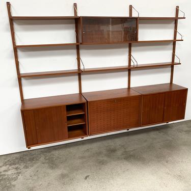 Cado Royal system - 3 Bay Teak modular wall shelf by Poul Cadovius for Cado. 1960's Denmark 