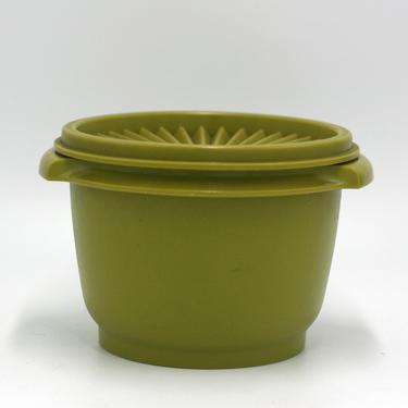 Vintage Apple Lime Green Tupperware Canister 811-5 with lid 812-20,  Servalier Storage, Vintage Tupperware