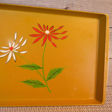 Retro Davar Lacquer Ware Tray, Vintage Serving, Made in Japan, Gold, Orange White Flower, Flowers, Floral, Serving Tray Floral Art, MCM Mod 