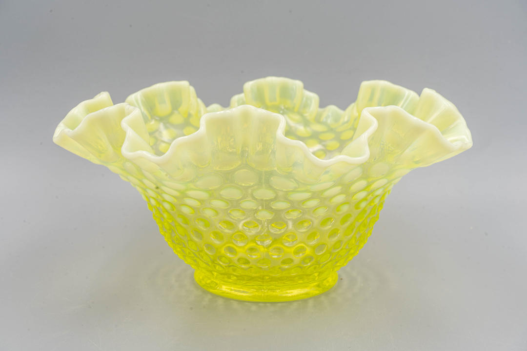 Fenton buy topaz opalscent hobnail bowl