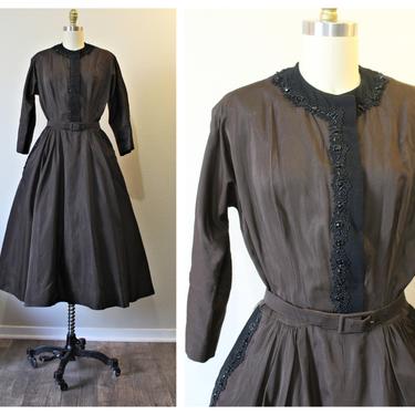 Vintage 50's Brown Jet Black Beaded Trim Belted Rockabilly MARTINI Designed Dress Rare Label // US 4 6 small Excellent 