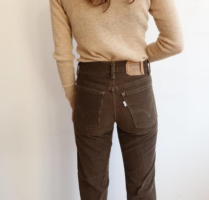 Vintage 80s Brown Levi Corduroys/ Straight Leg High Waisted Chocolate
