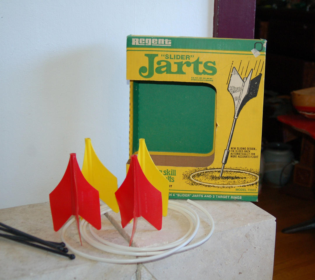 Vtg Regent "Slider" Jarts Model 73929 4 Red & Yellow Fins, 2 | Yesterday &  Tomorrow | Portland, OR
