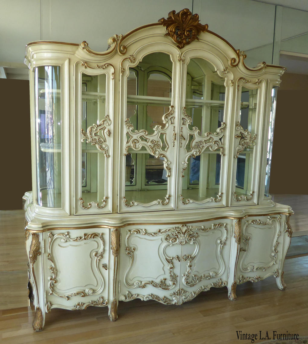 Vintage Ornate Rococo French Provincial White Curio China Cabinet Italian Vintage LA Furniture Santa Ana CA