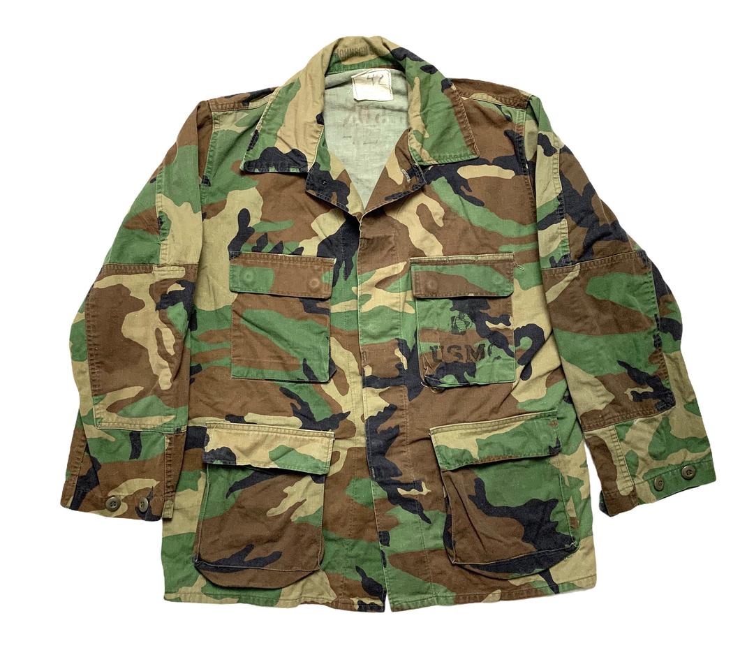 Vintage US Marine Corps Camouflage Jacket ~ size Medium Short