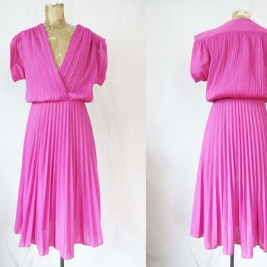Vintage 70s Hot Pink Midi Dress S M - 1970s Bright Pink Pleated Party Dress - Plunge V Neck Short Sleeves Vibrant Colorful 