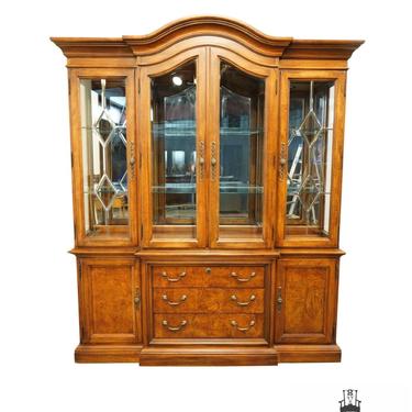 THOMASVILLE British Gentry Collection 76" Lighted Display Breakfront China Cabinet 38021-430 