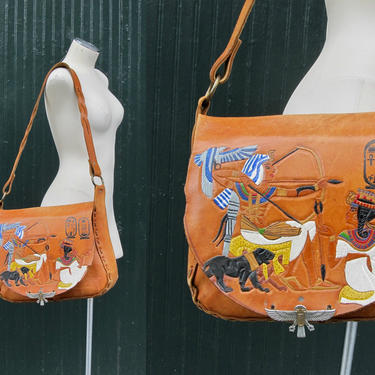 Vintage 70's Tooled Leather Shoulder Bag With Colorful | Good's