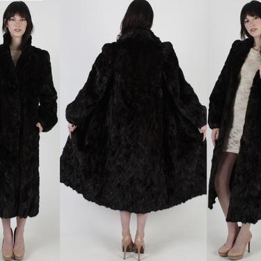 Womens Real Fur Brown Mink Fur Coat, Vintage 70s Dark Mid Length Feathered Mink,  1970s Chevron Natural Plush Full Fur Collar Jacket 
