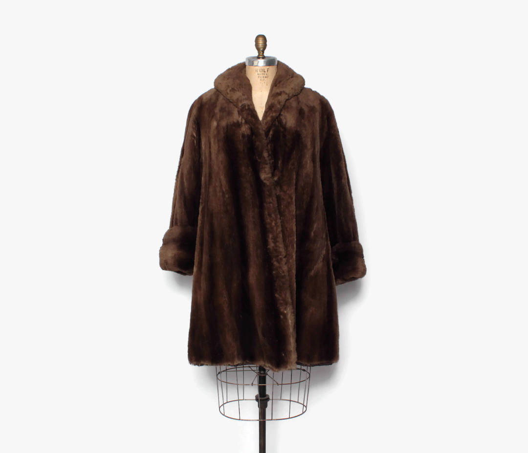 Vintage 50s Mouton Lamb Fur Coat / 1950s Incredibly Thick and Lucky