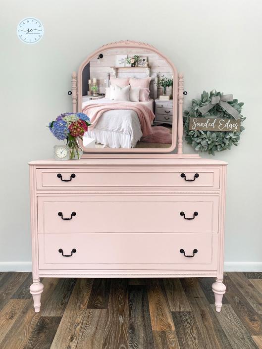 Girls deals pink dresser