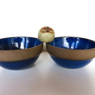 Set Of 2 Vintage Heath Ceramics 5 1/2&quot; Cereal Bowls In Blue Moonstone, Edith Heath Ceramics, Blue Rim Line Stacking Cereal/Soup Bowls 