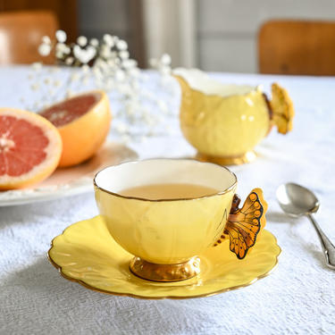 1930s aynsley butterfly handled tea cup and saucer