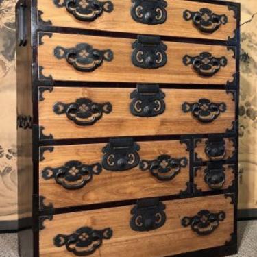 Antique Japanese Matsumoto Tansu Clothing Chest