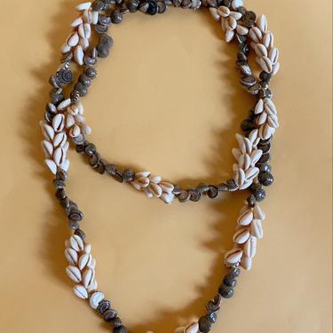 Vintage Beaded Shell Long Necklace 