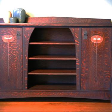Dragonfly cabinet 