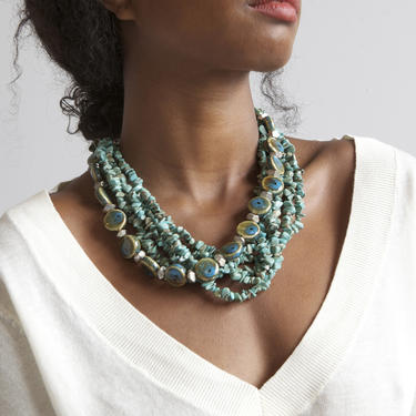 turquoise stone and ceramic necklace 