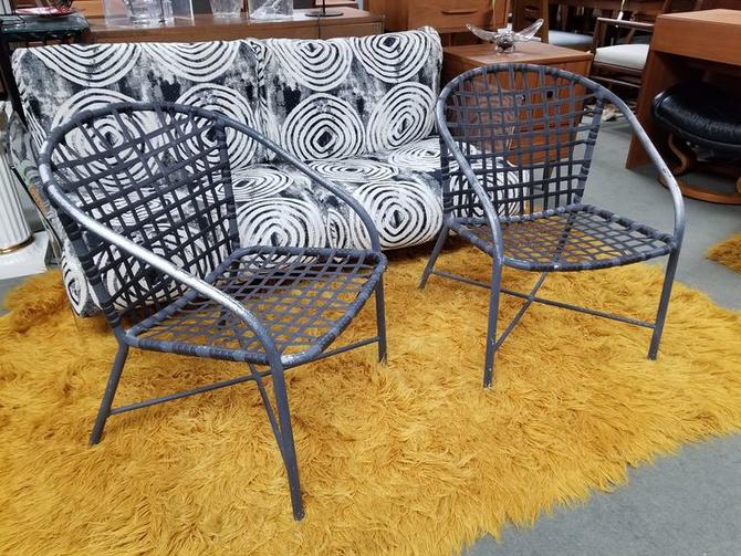 Pair Of Mid Century Modern Patio Chairs By Brown Jordan From Peg