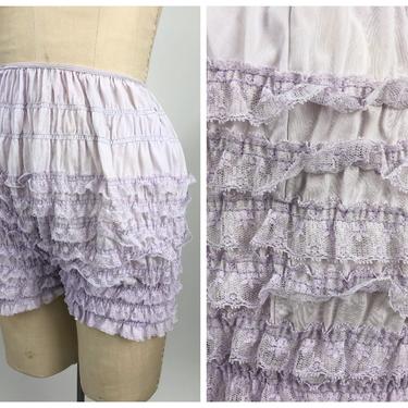 Vintage Lilac Lace Ruffle Bloomers, Vintage Booty Shorts, 60s Micro Mini Shorts, Hippie Chic Mod, Size Medium, Waist 24