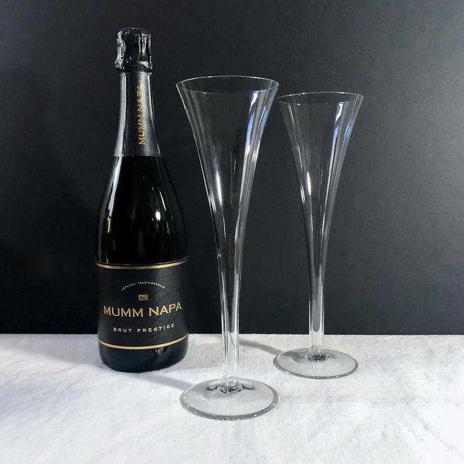 Vintage Tall Trumpet Fluted Champagne Glasses, Set of 2, Wedding Toasting  Glasses, Optic Swirled Trumpet Flutes