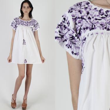 Vintage Oaxacan White Cotton Dress / All Purple Floral Embroidery / Womens Cotton Folklorico Mexican Mini Dress 