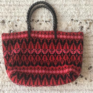 XL red knit shopper bag