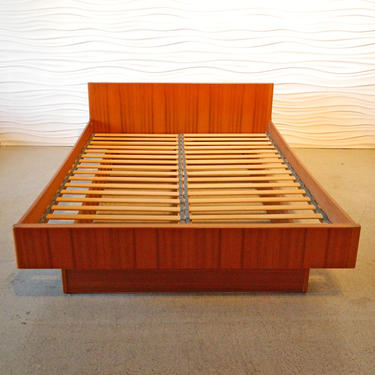 HA-16241 WB Mobler Teak Full Platform Bed