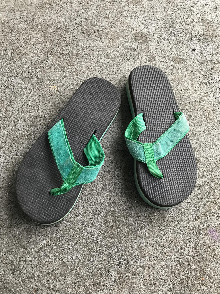 80's style flip flops online