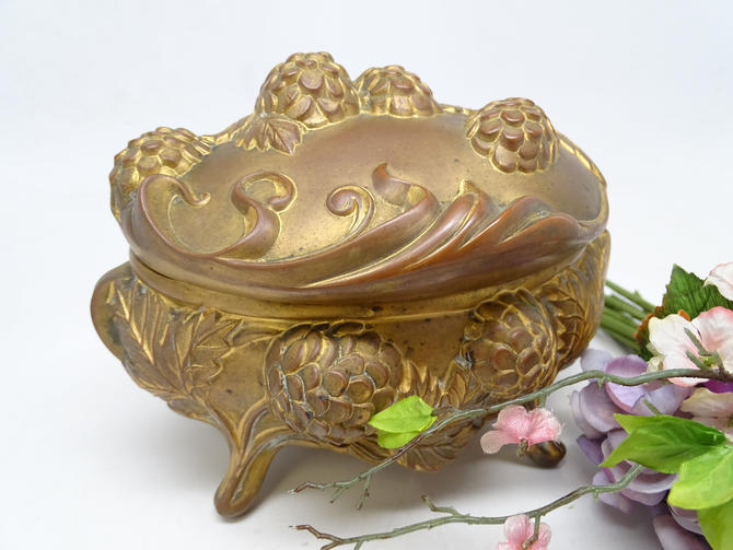 Vintage Jewelry Box Antique Victorian Art Nouveau Metal Floral Casket  Trinket