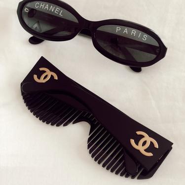 Vintage Iconic CHANEL PARIS Logo Vintage Chanel 01946 / 1993  display picture 1