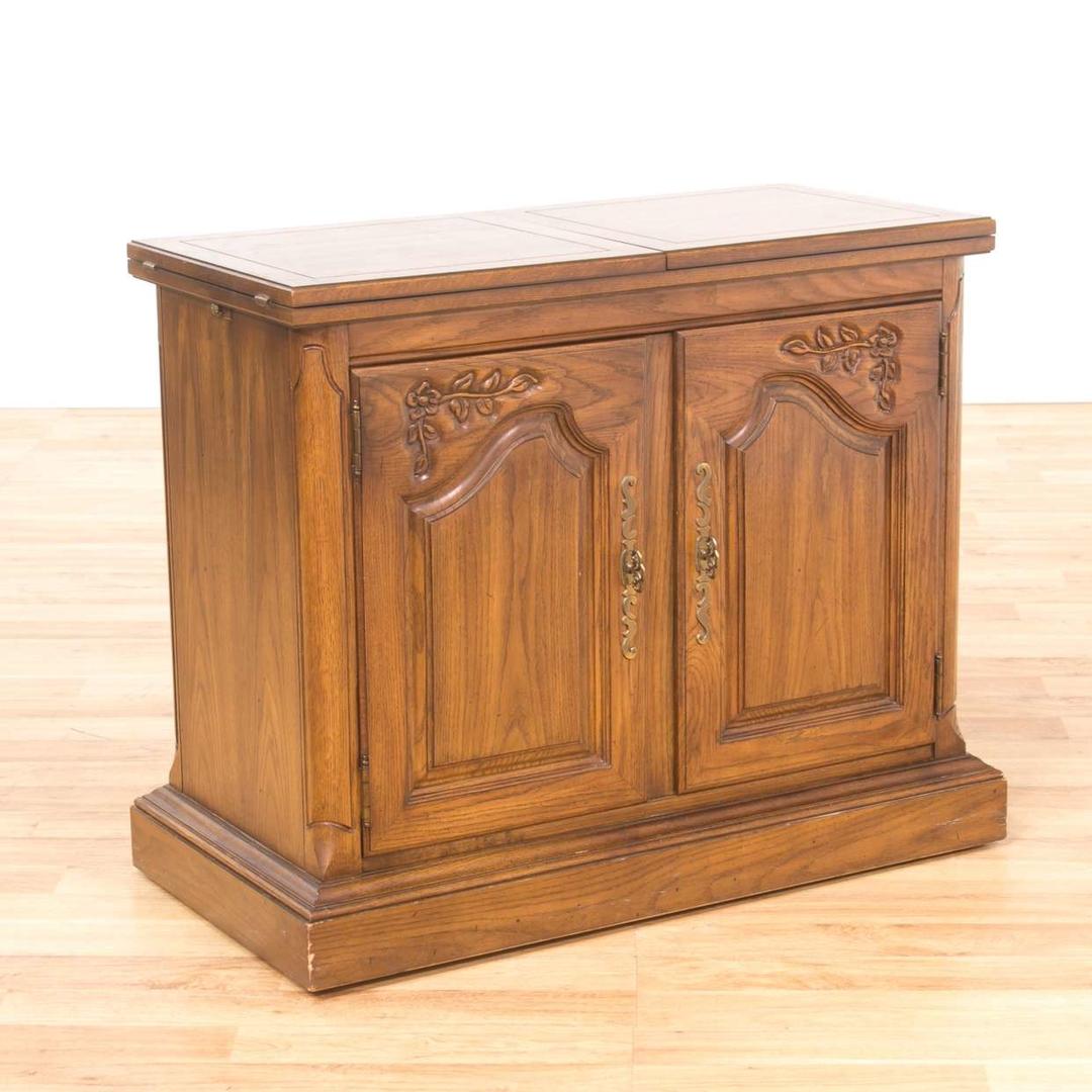 Thomasville Expandable Bar Server Buffet Loveseat (Los Angeles) Vernon, CA