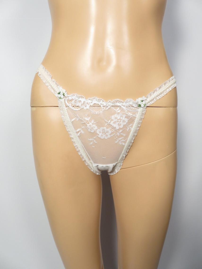 NWT Victoria's Secret 32DDD BRA SET M thong Ivory white foil Bridal fishnet  lace 