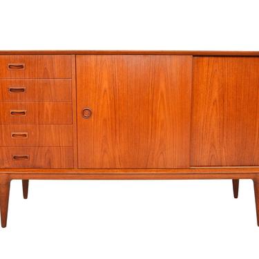 Danish Mid Century Modern Gunni Omann Model 3 Credenza in Teak 
