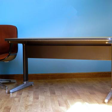 Vintage Herman Miller Action Office Desk Designed by Robert Propst - Herman Miller Furniture - Vintage Office Furniture - Mid Century Modern 