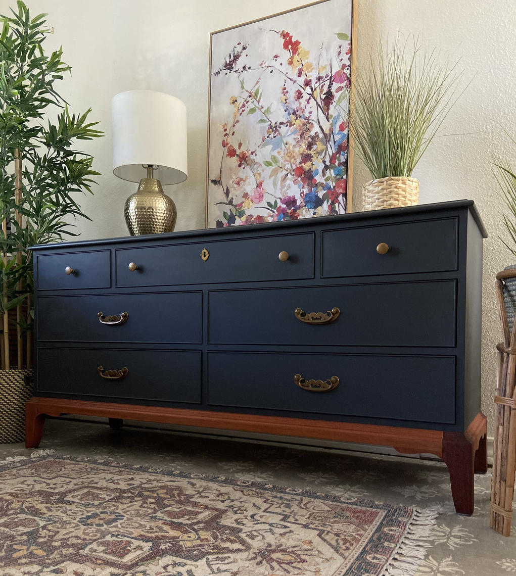 Vintage Dresser Credenza Entry Table by Morganton Tidewater Collection ...