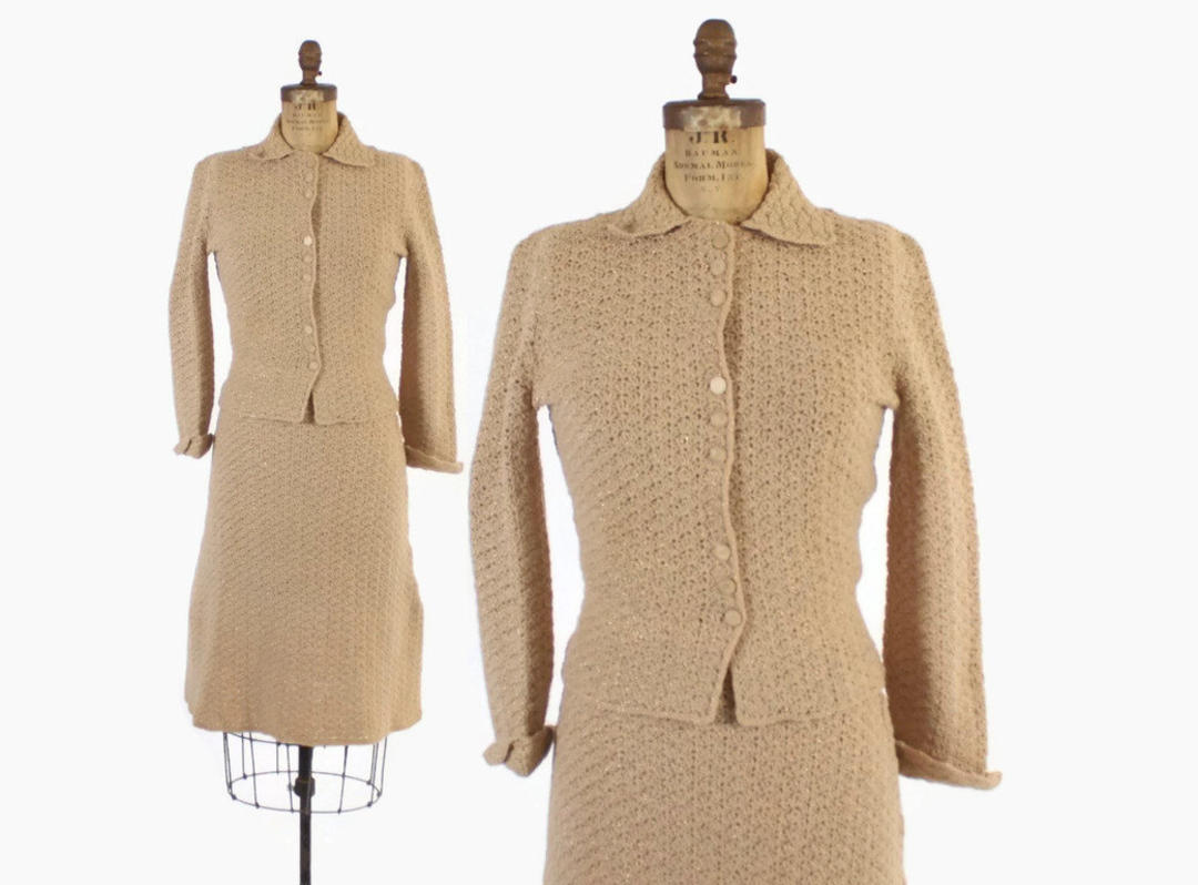 Vintage 40s KNIT SET / 1940s Creamy Beige Metallic Gold Lurex Lucky