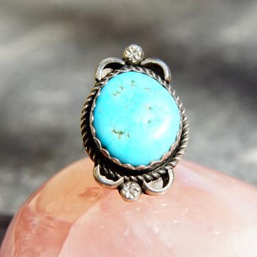 Vintage Navajo Sterling Silver Turquoise Ring, Blue Turquoise Stone In Oxidized Setting, Hammered Details, Split Prong Band, Size 4 3/4 US 