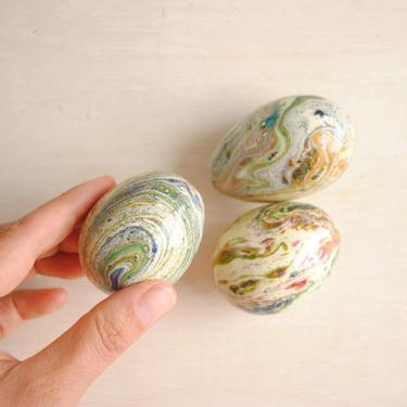 Vintage Set of Three Marbled Paper Mache Eggs 