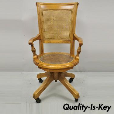 Antique Adjustable Swivel Oak Desk Chair with Floating Back Rest c.1926