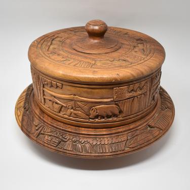 Tropical Cake Tier Lazy Susan | Covered Cake Plate | 1970s Carved Teak or Tropical Wood Plate | Serving Plate for Entertaining | Pie Keeper 