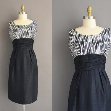 1950s vintage dress | Navy Blue Silk Cocktail Party Pencil Skirt Dress | Small | 50s dress 