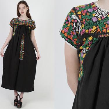 Black Oaxacan Maxi Dress / Colorful Floral Mexican Embroidered Dress / Womens San Antonio Cotton Dress / Made In Mexico Long Frida Dress 