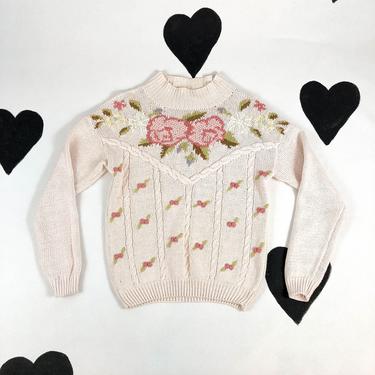 90s White Floral Cable Knit Rose Motif Sweater / Romantic