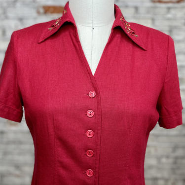 Linen Blouse with Embroidered Collar 