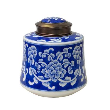 Oriental Handmade Blue White Porcelain Metal Lid Container Urn ws1745E 