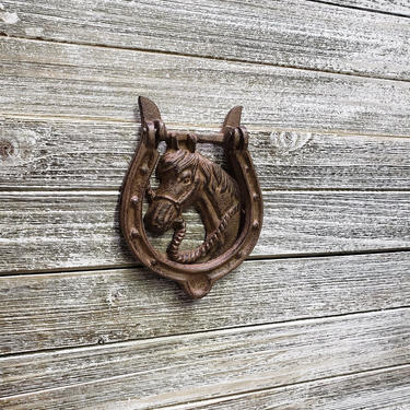 Vintage Horse Door Knocker, Western Decor, Country Barn Theme, Horseshoe Cast Iron Rustic Door Knocker, Horse Lover Gift, Vintage Home Decor 