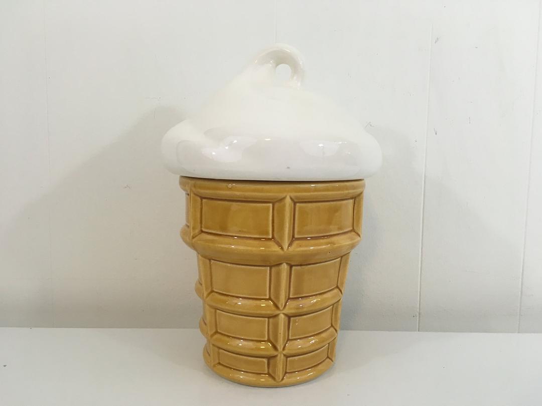 Vintage Ice Cream Cookie Jar Soft Serve Vanilla Kitchen Canister