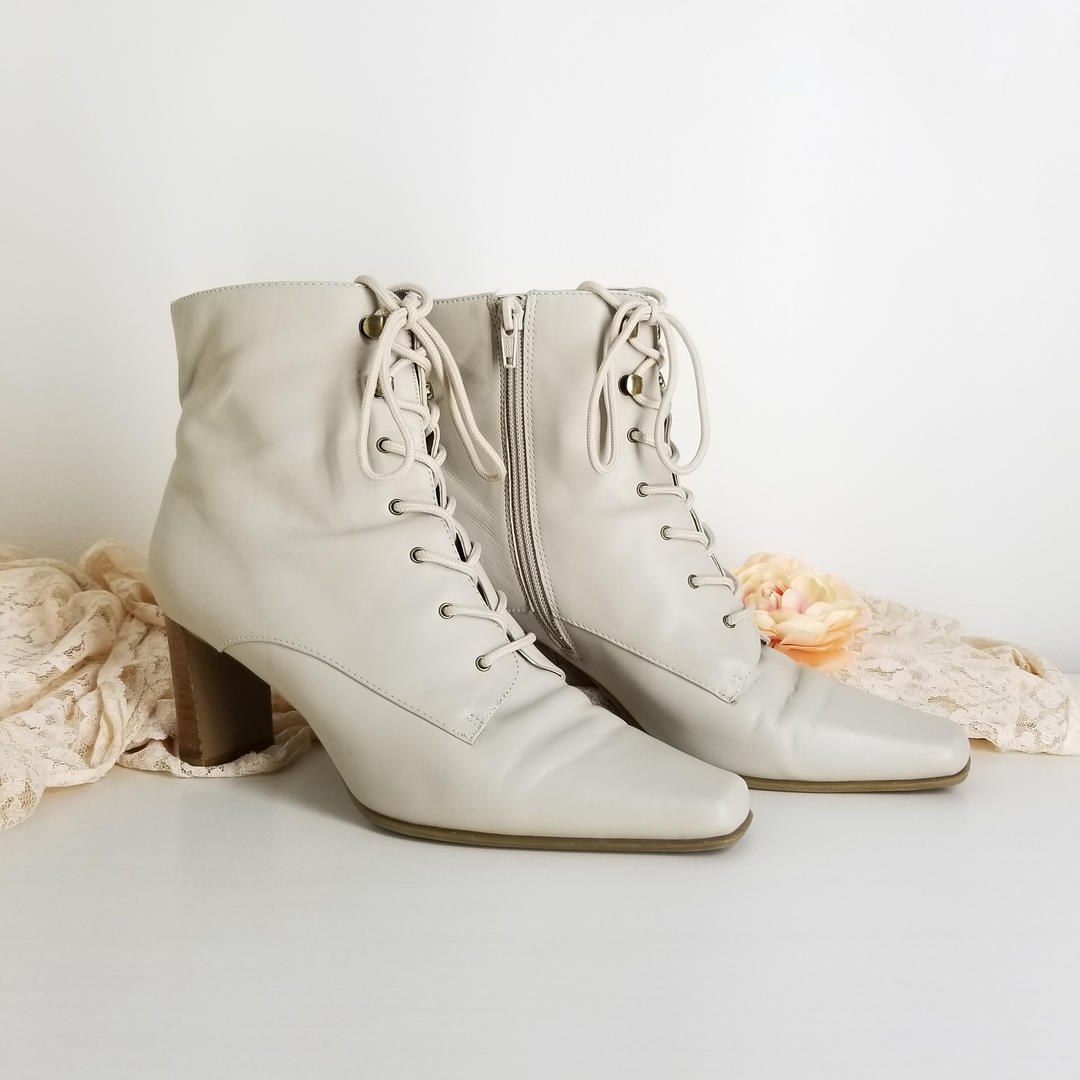 White lace clearance granny boots